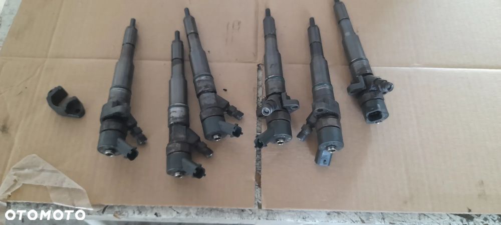 BMW X5 E53 30d  wtryskiwacz wtryskiwacze kompet