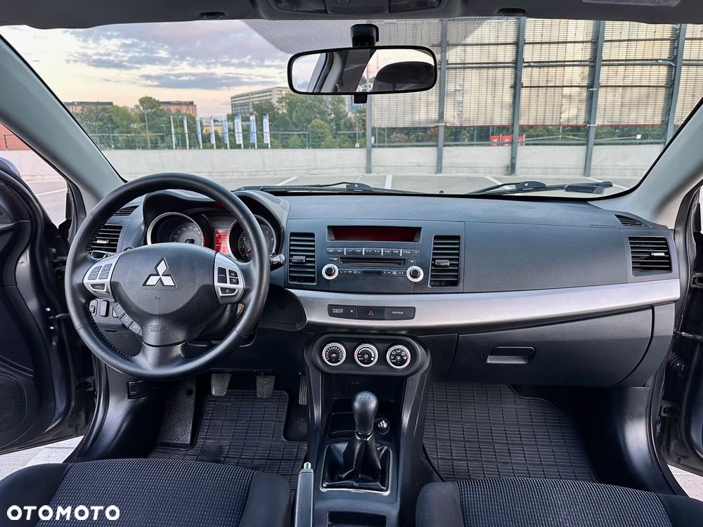 Mitsubishi Lancer 1.8 Instyle - 8