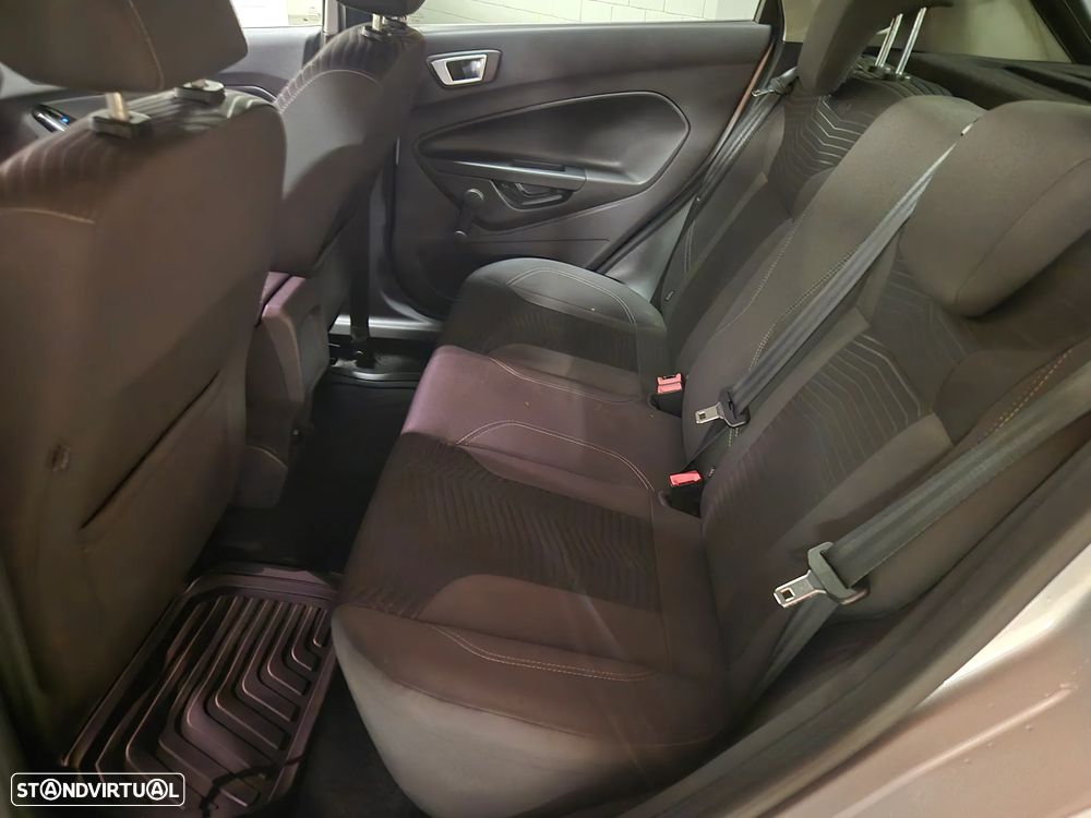 Ford Fiesta 1.0 Ti-VCT Titanium - 22