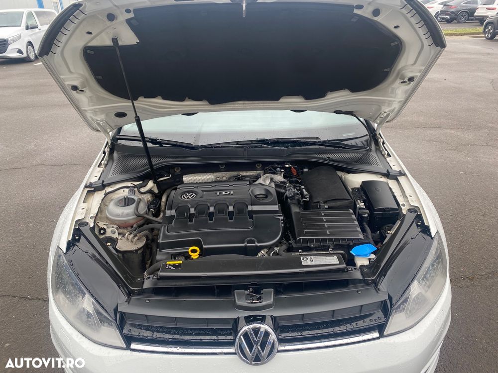 Volkswagen Golf 1.6 TDI DPF Comfortline - 9