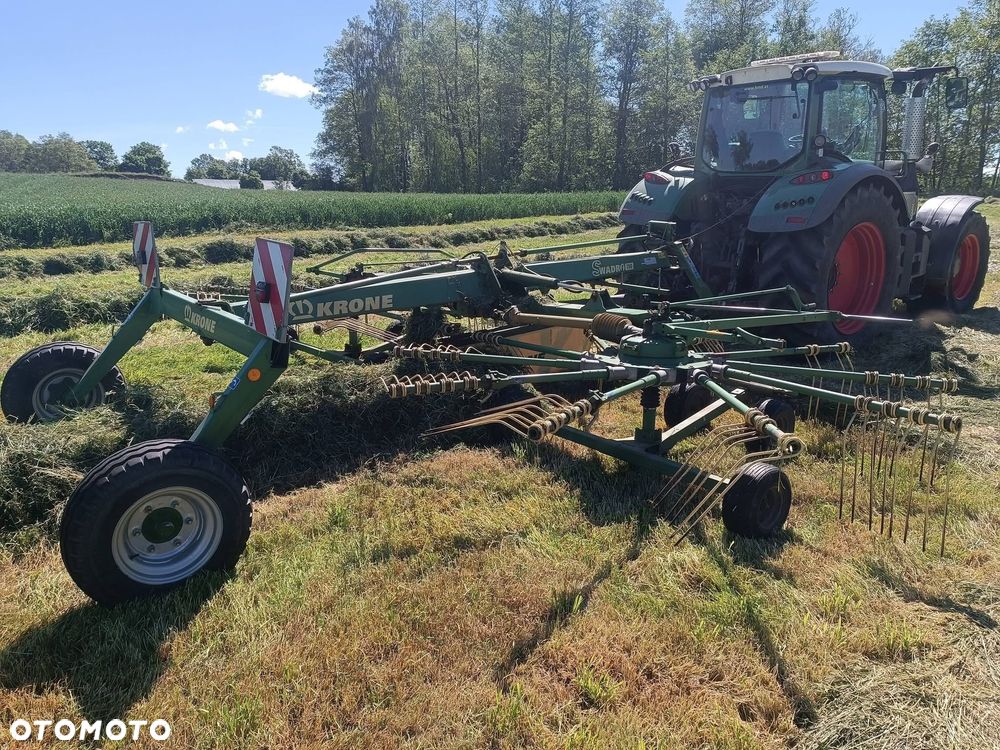 Krone 700 - 4
