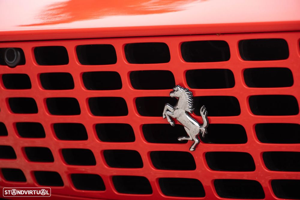 Ferrari Roma 3.9 Twin-Turbo V8 - 9