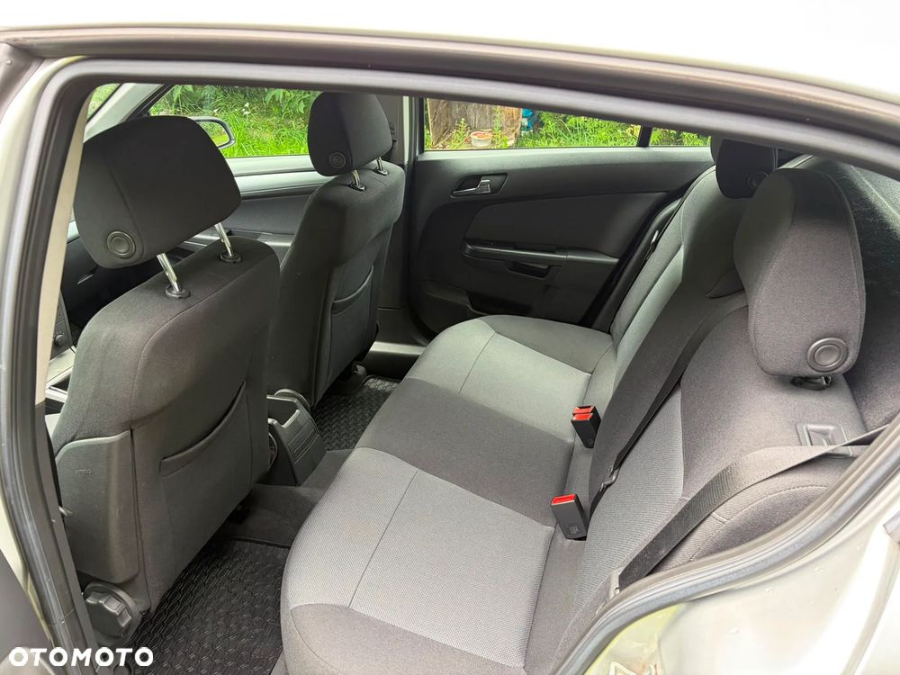 Opel Astra 1.4 - 23