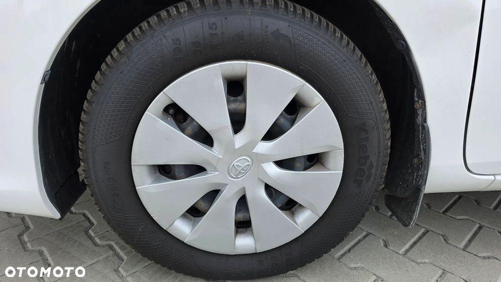 Toyota Auris 1.33 VVT-i Life - 30