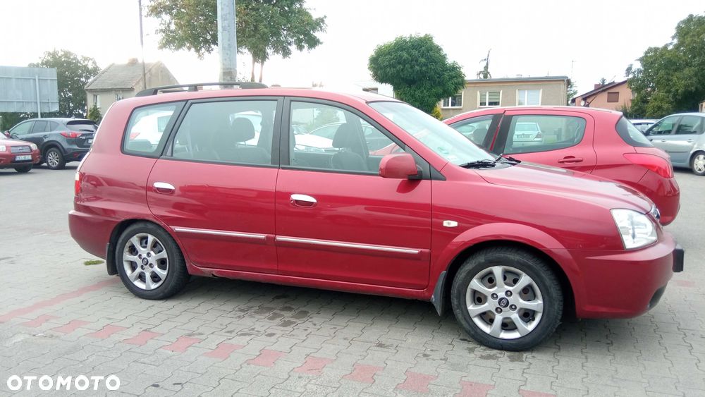 Kia Carens