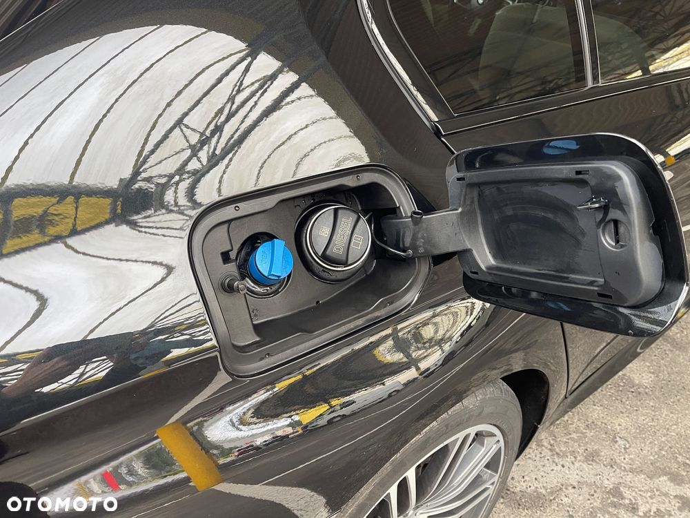 BMW Seria 5 520d xDrive M Sport sport - 23