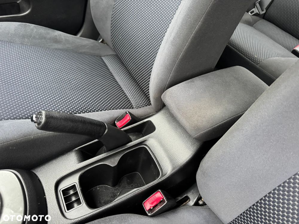 Mitsubishi Lancer 1.6 Comfort - 23