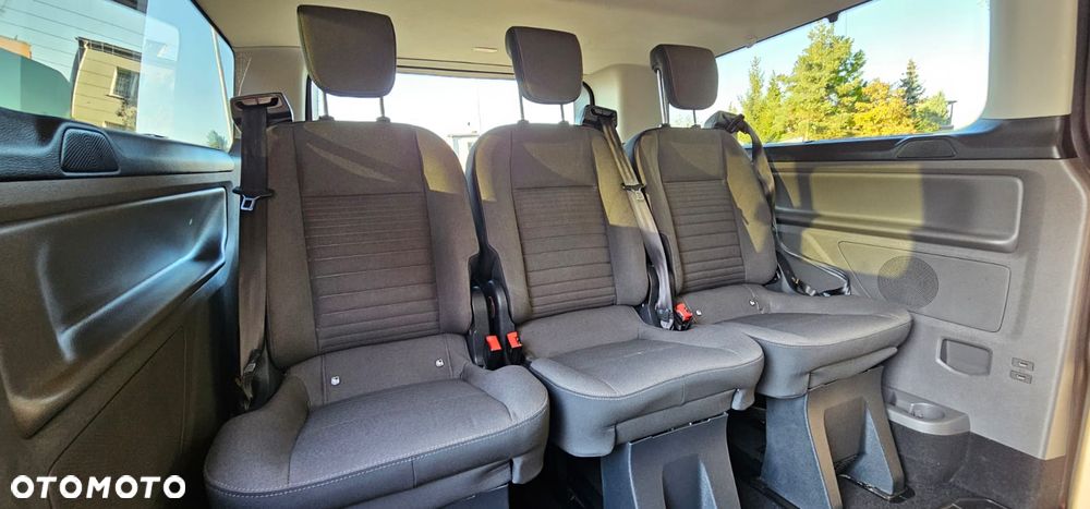 Ford Tourneo Custom - 9