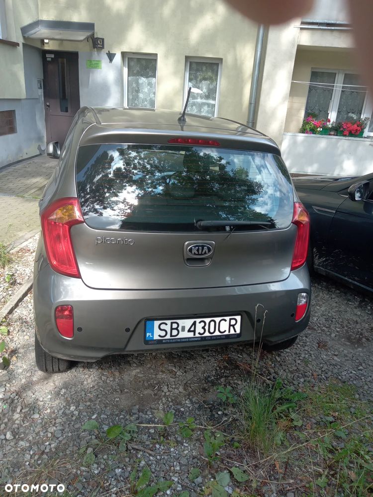 Kia Picanto 1.0 L - 5
