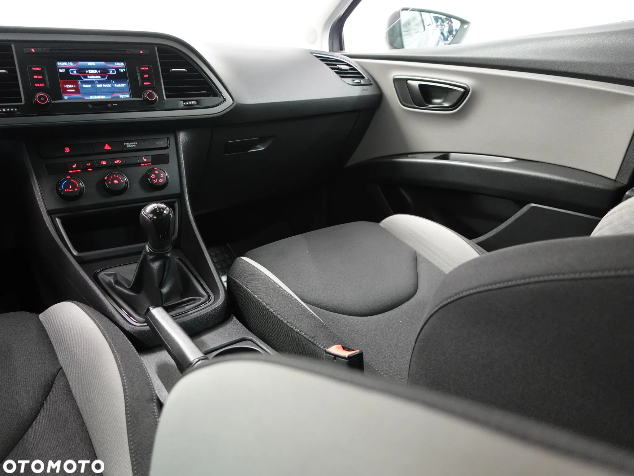 Seat Leon 1.6 TDI DPF E-Ecomotive Reference - 34