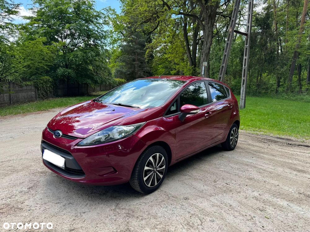 Ford Fiesta 1.25 Celebration - 1