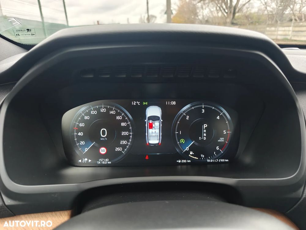 Volvo XC 90 D5 AWD Inscription - 8