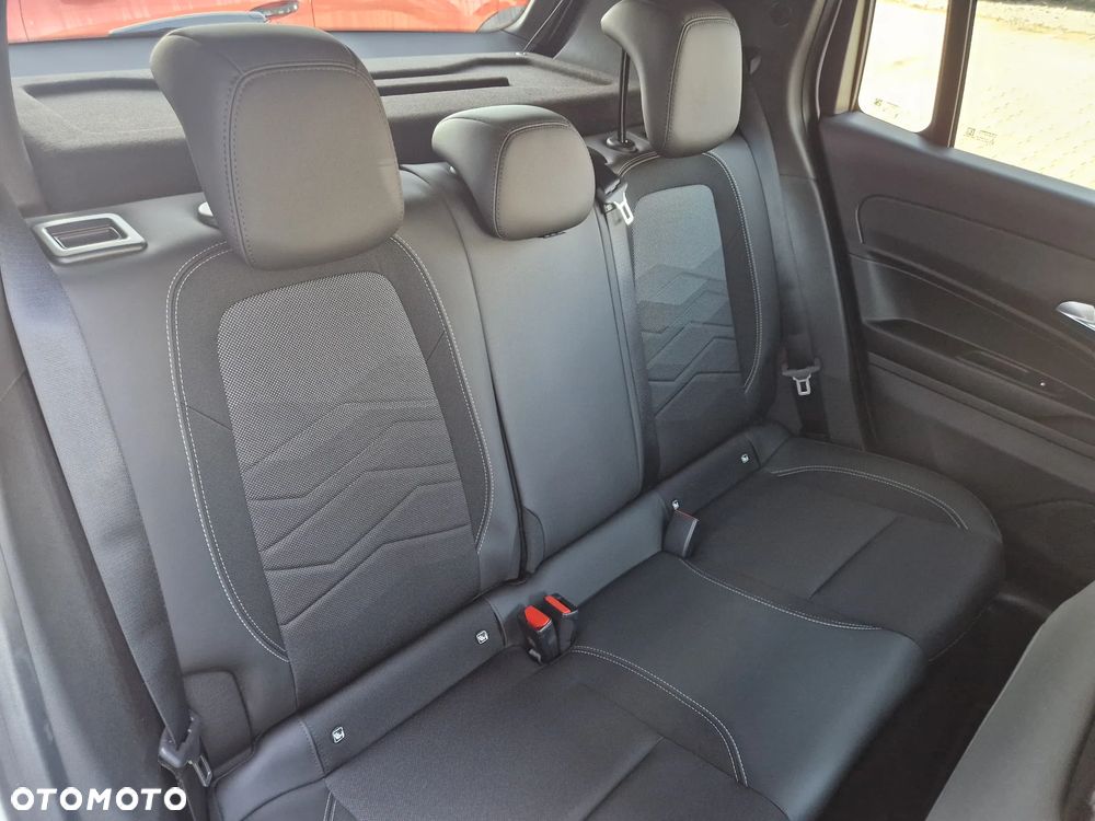 Jeep Avenger 1.2 T3 mHEV Summit FWD eDCT6 - 24