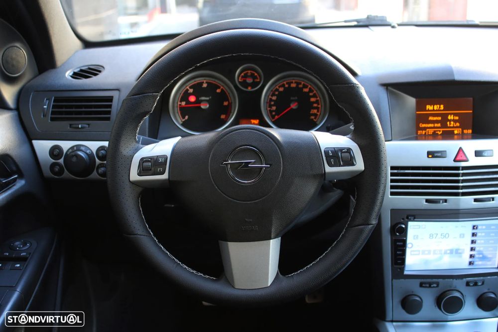 Opel Astra GTC 1.7 CDTi - 29