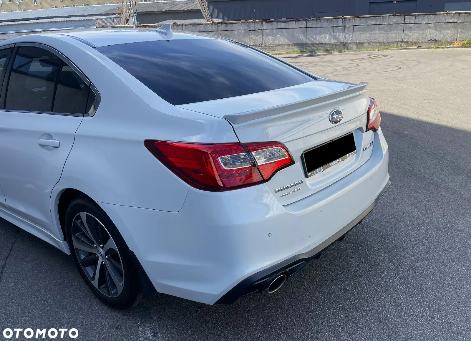 Subaru Legacy - 2