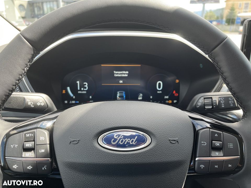 Ford Kuga - 20