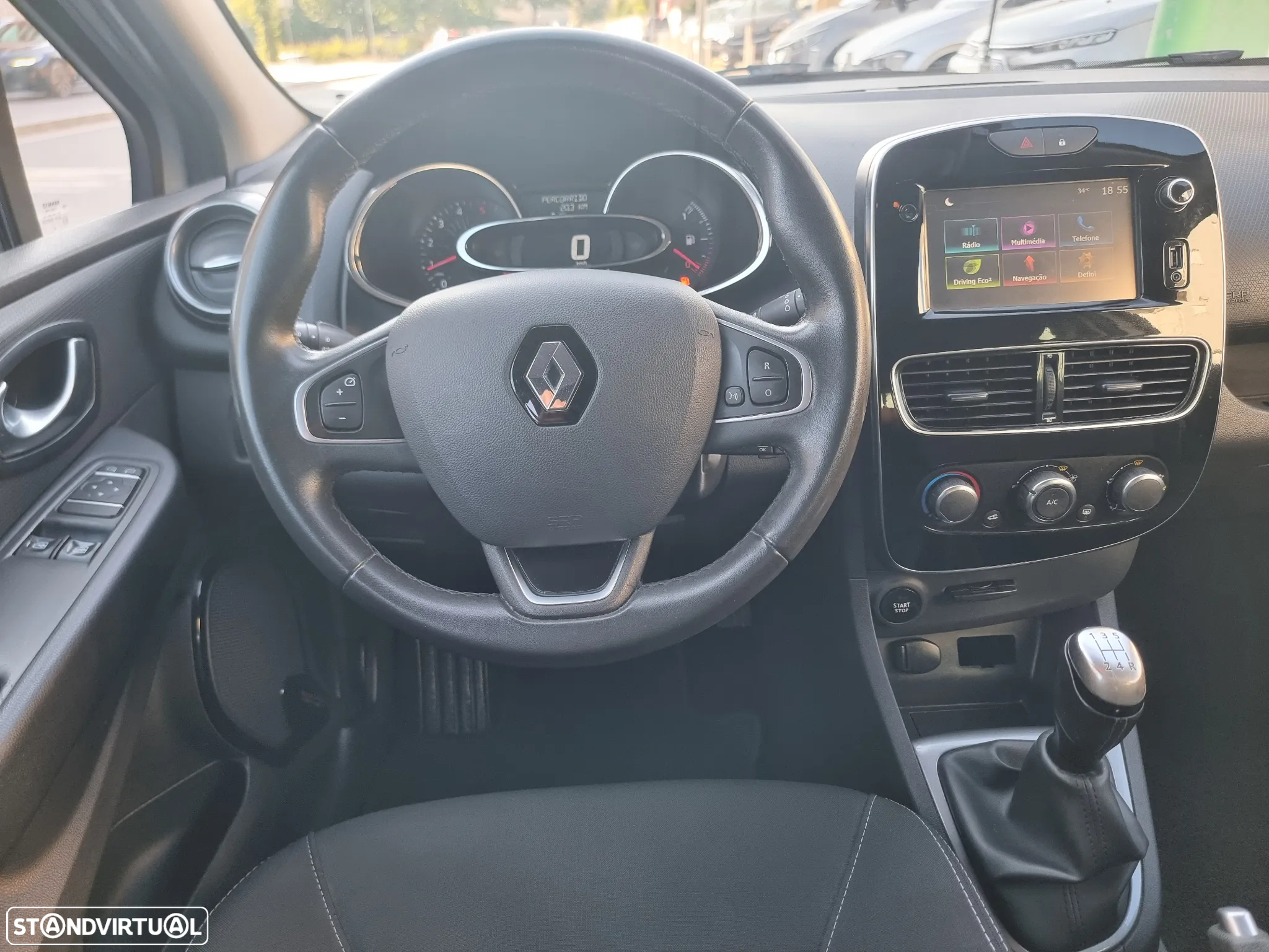 Renault Clio 1.5 dCi Limited - 10