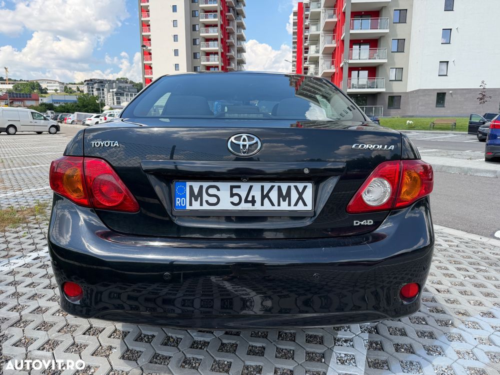 Toyota Corolla 2.0 D-4D DPF Sol - 4