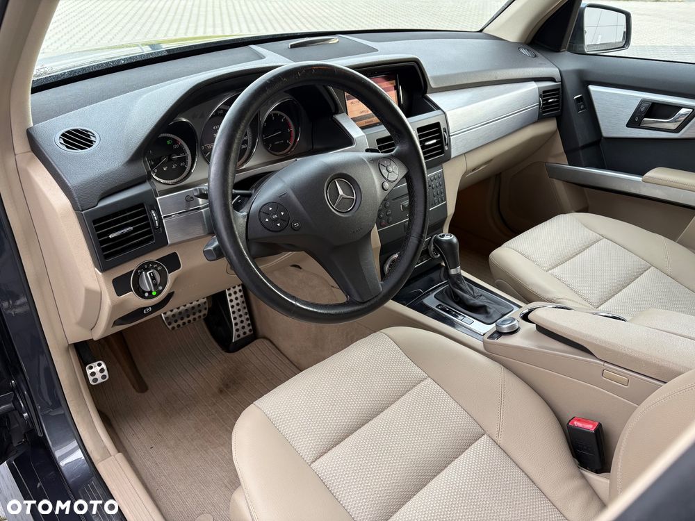 Mercedes-Benz GLK 220 CDI DPF 4Matic BlueEFFICIENCY 7G-TRONIC - 13