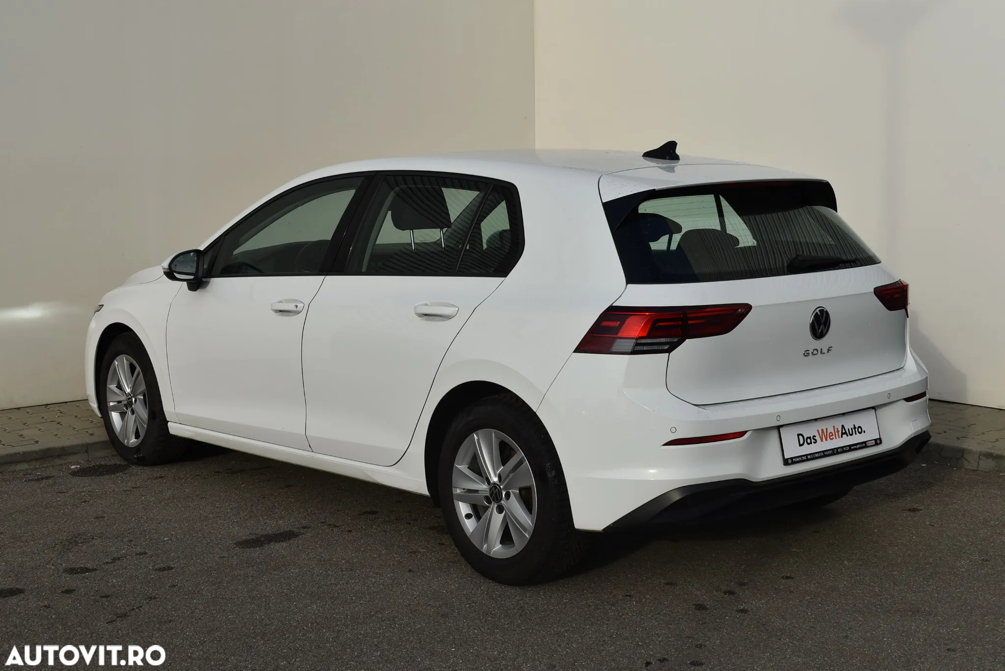 Volkswagen Golf 1.5 TSI ACT Life - 8