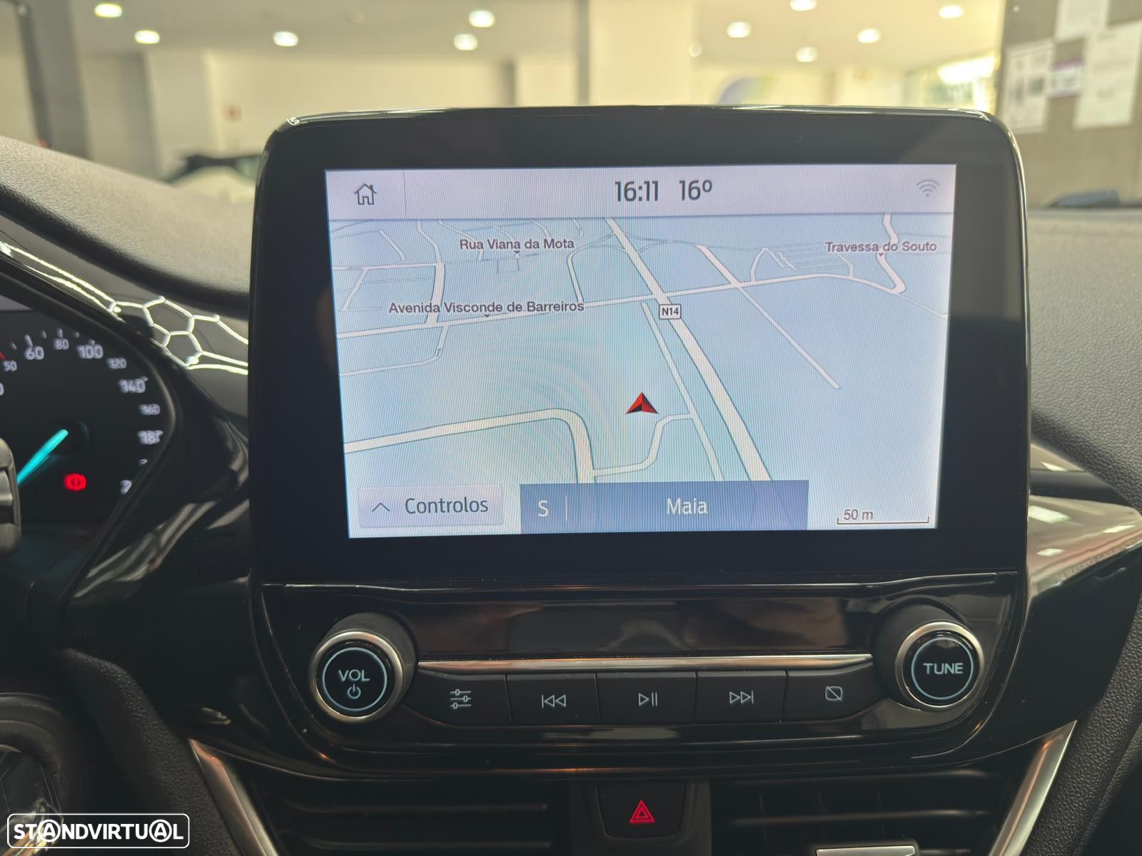 Ford Fiesta 1.0 EcoBoost Connected - 27