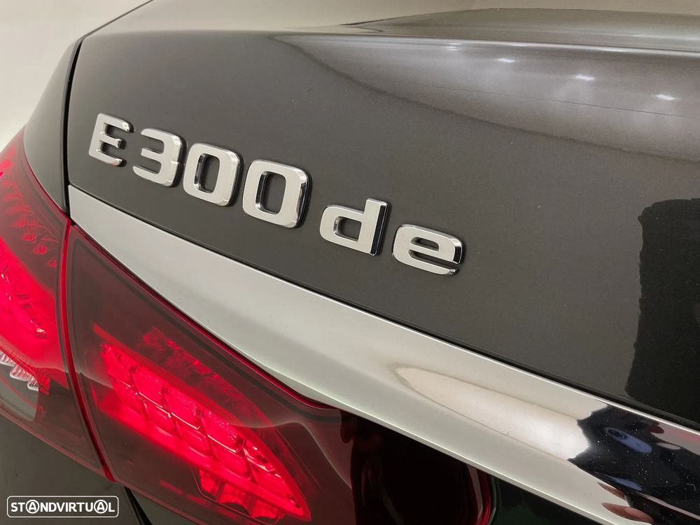 Mercedes-Benz E 300 de AMG Line - 16