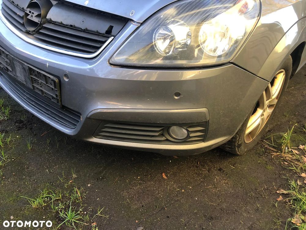 OPEL ZAFIRA B ZDERZAK PRZEDNI SREBRNY    PDC  GRILL  Z155 - 3