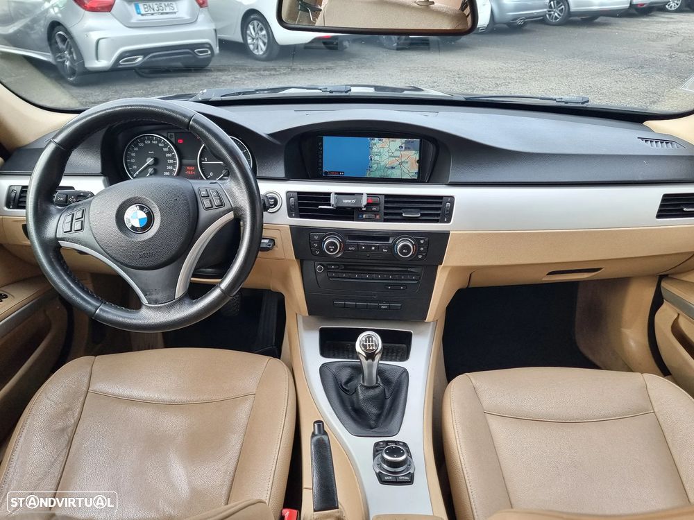 BMW 320 d Navigation - 4