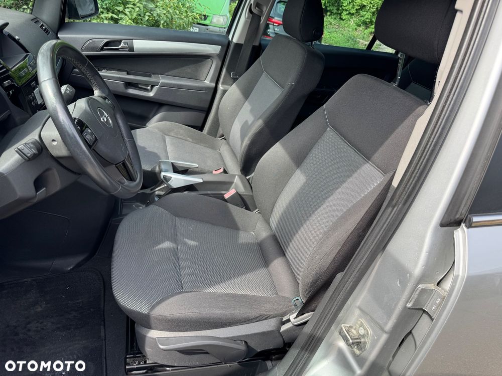 Opel Zafira 1.8 Design Edition - 19