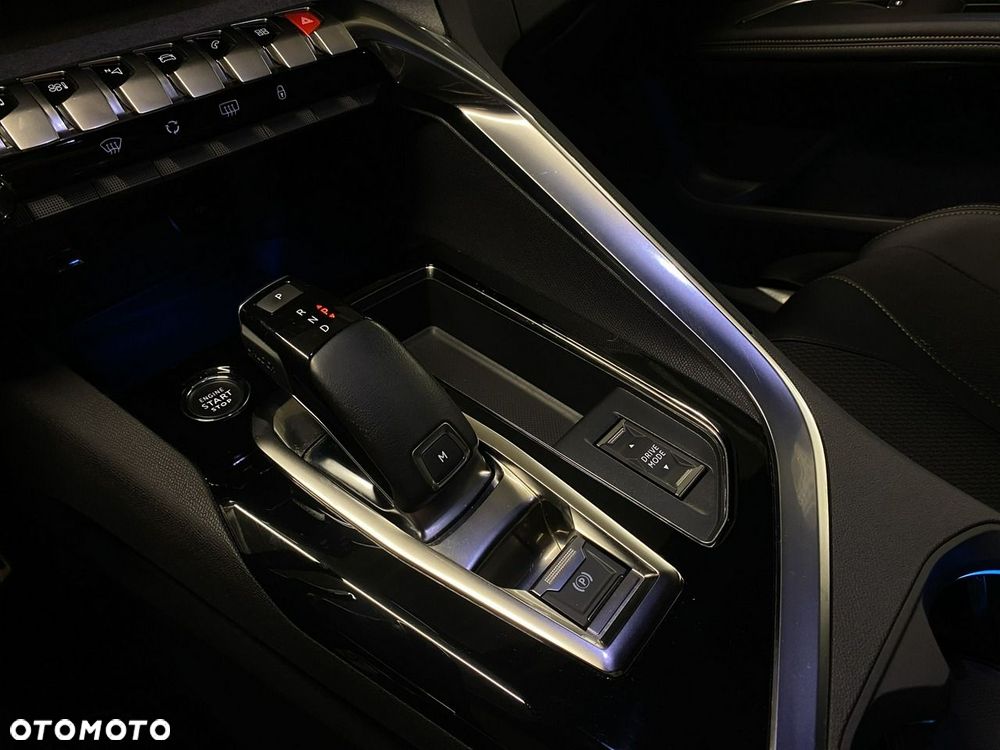Peugeot 3008 1.2 PureTech GT S&S EAT8 - 38