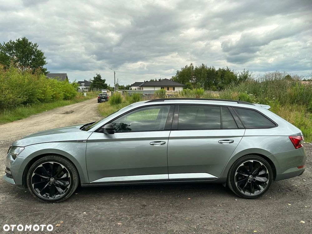 Skoda Superb 2.0 TDI SCR Sportline DSG - 10