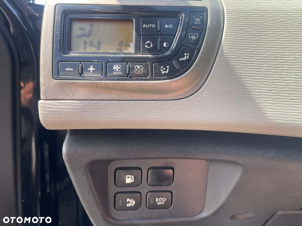Citroën C4 Grand Picasso 1.6 e-HDi FAP EGS6 (7-Sitzer) Exclusive - 19