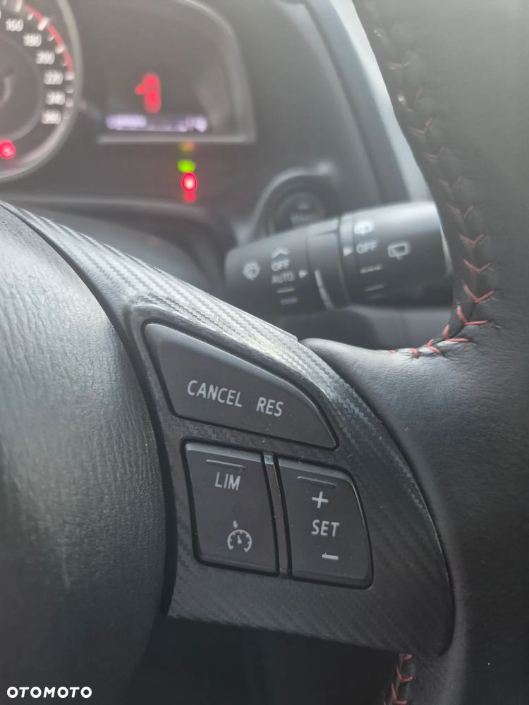 Mazda 3 2.0 Skyenergy EU6 - 12
