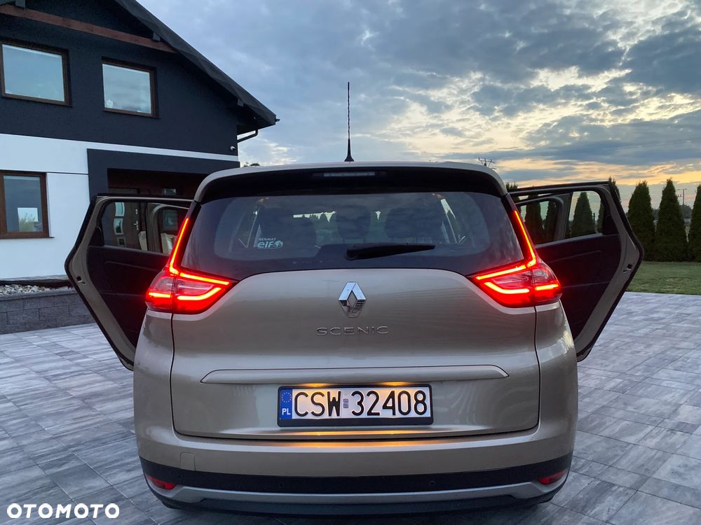Renault Scenic - 8