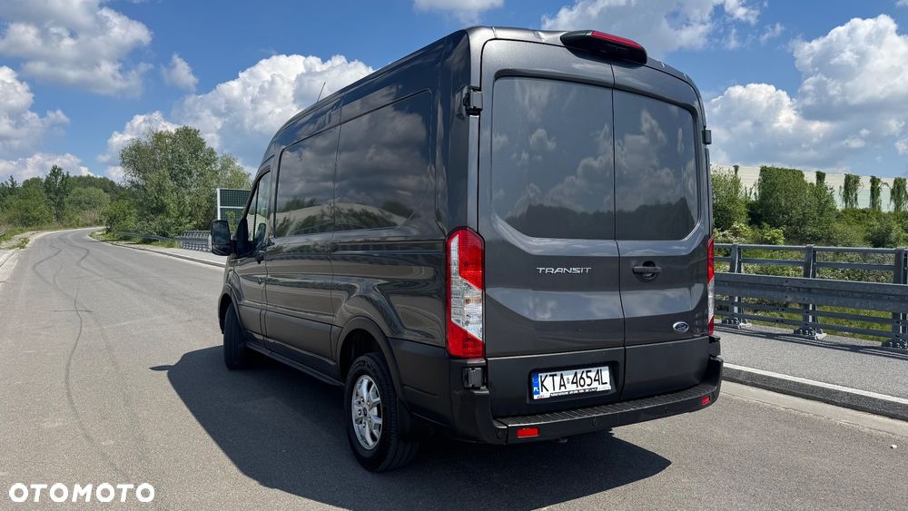 Ford Transit - 11