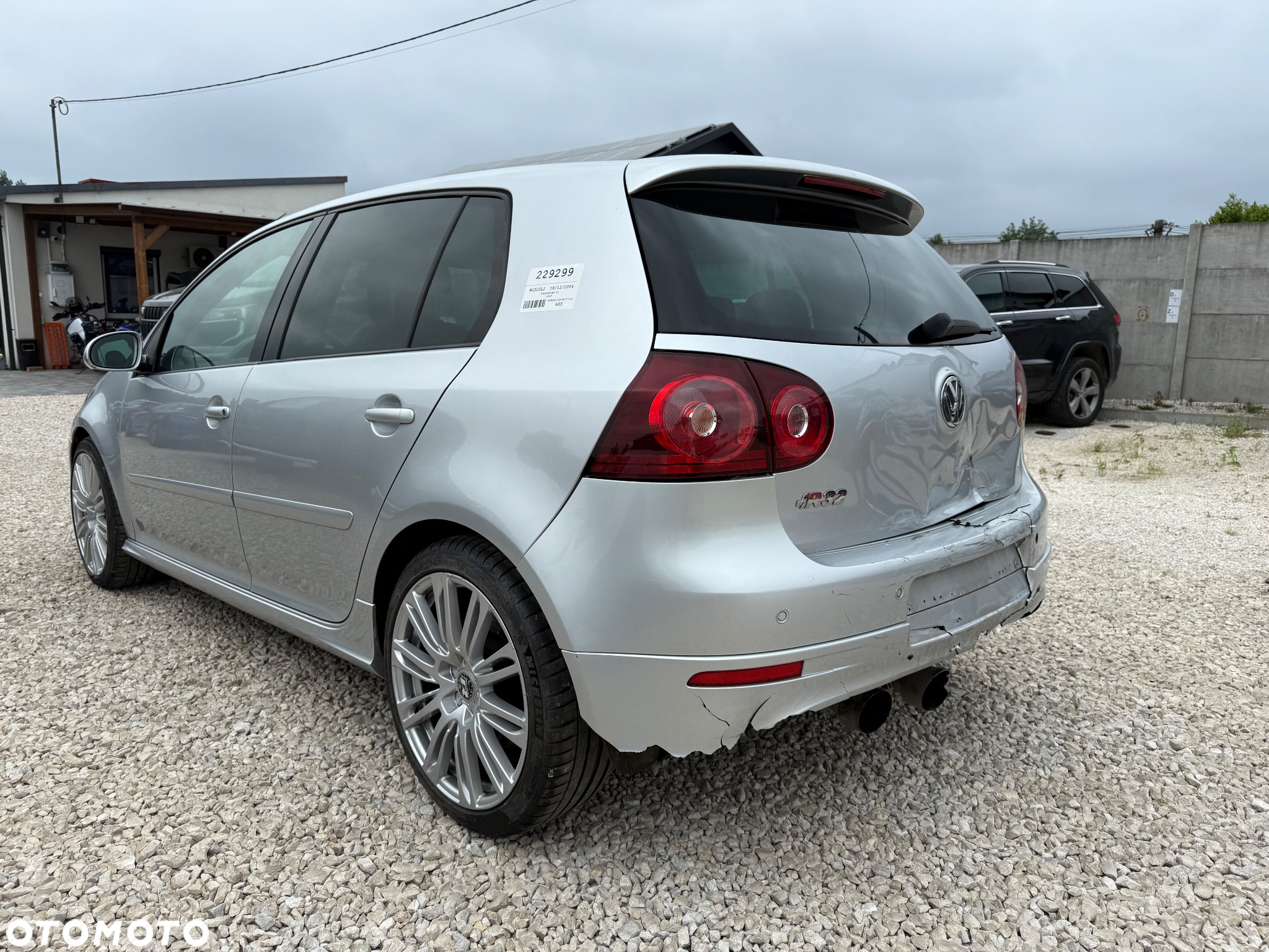 Volkswagen Golf R32 4Motion DSG - 8