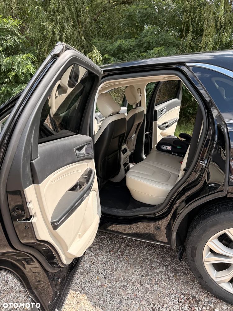Ford Edge - 3