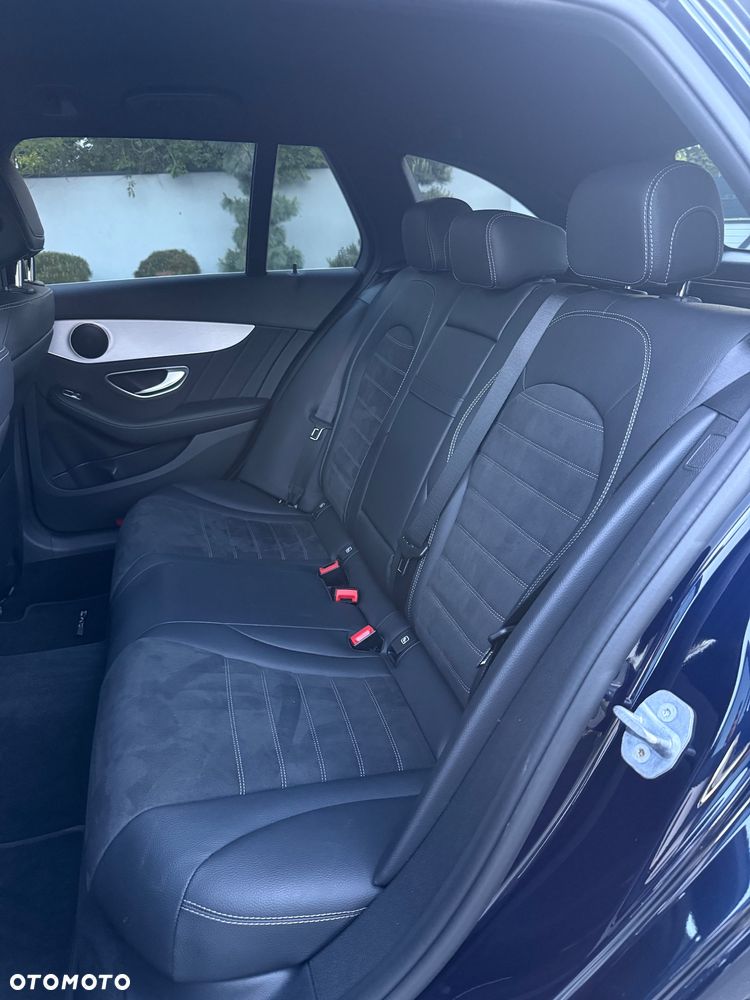 Mercedes-Benz Klasa C 300 d 9G-TRONIC AMG Line - 27
