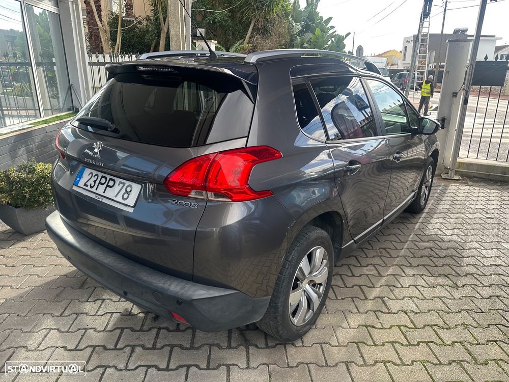 Peugeot 2008 1.2 PureTech Active - 5