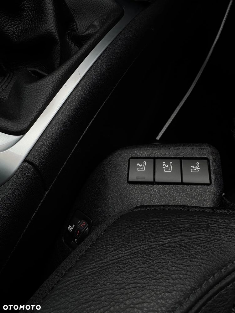 Citroën C4 Grand Picasso - 33