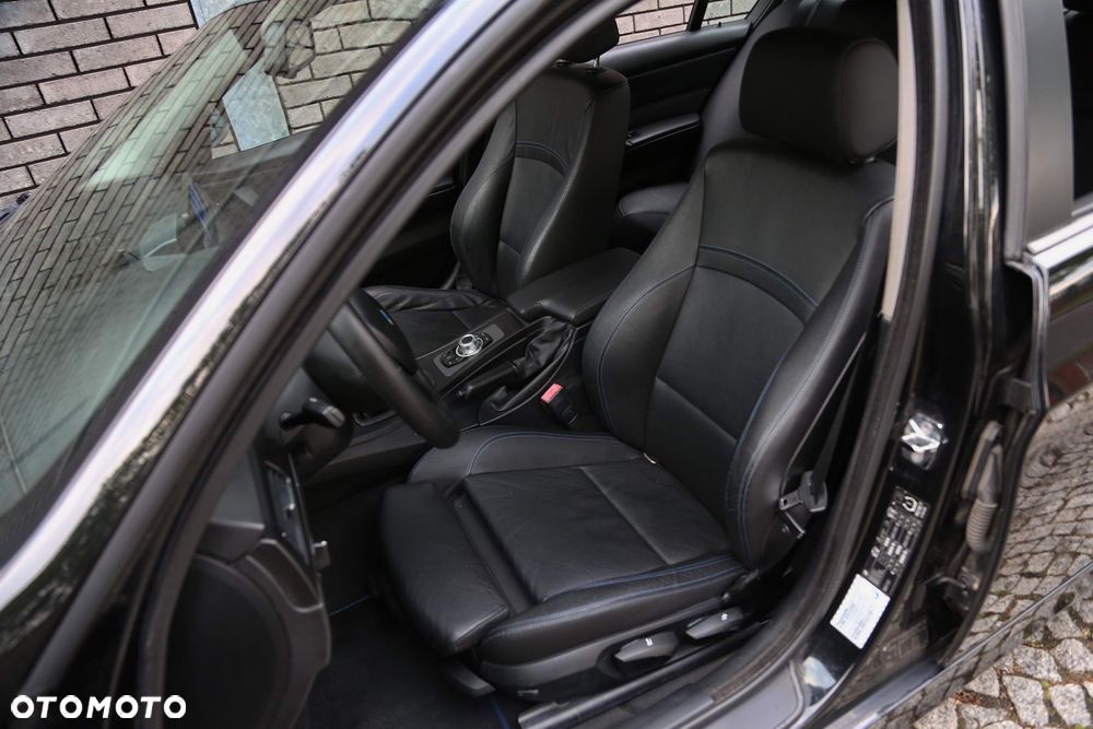 BMW Seria 3 - 29