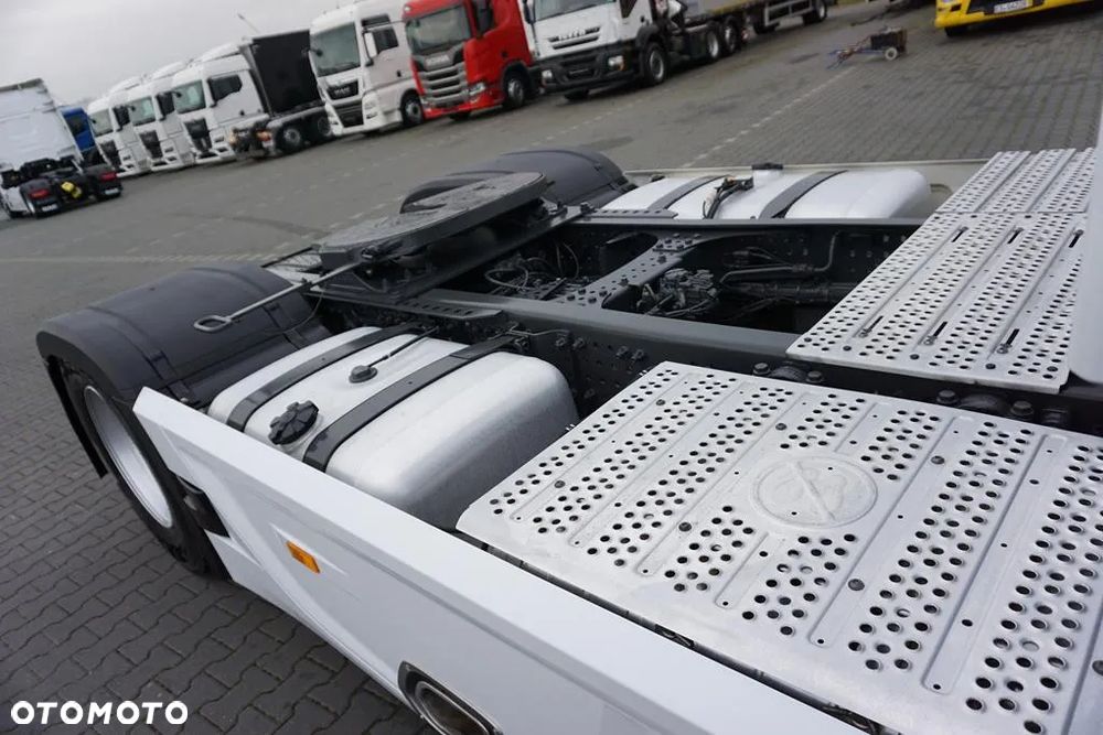 Mercedes-Benz / ANTOS / 1846 / EURO 6 / ACC / MAŁY PRZEBIEG - 40