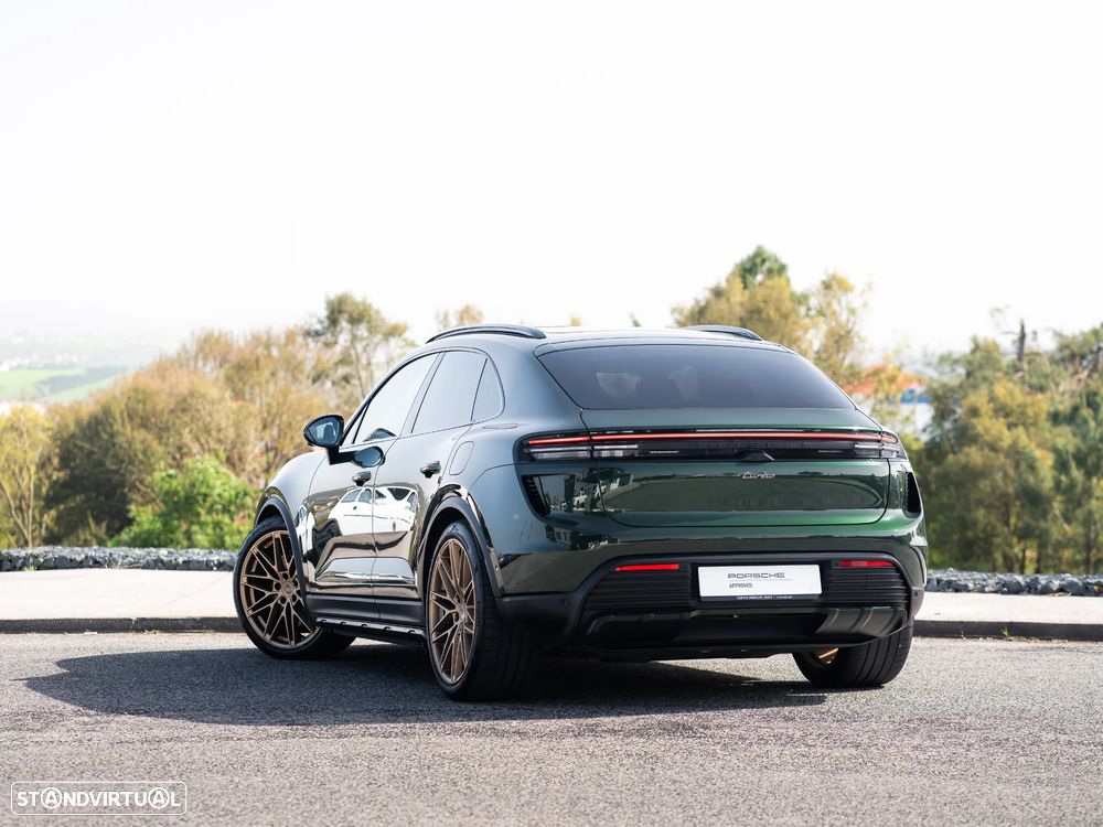 Porsche Macan Electric Turbo - 6