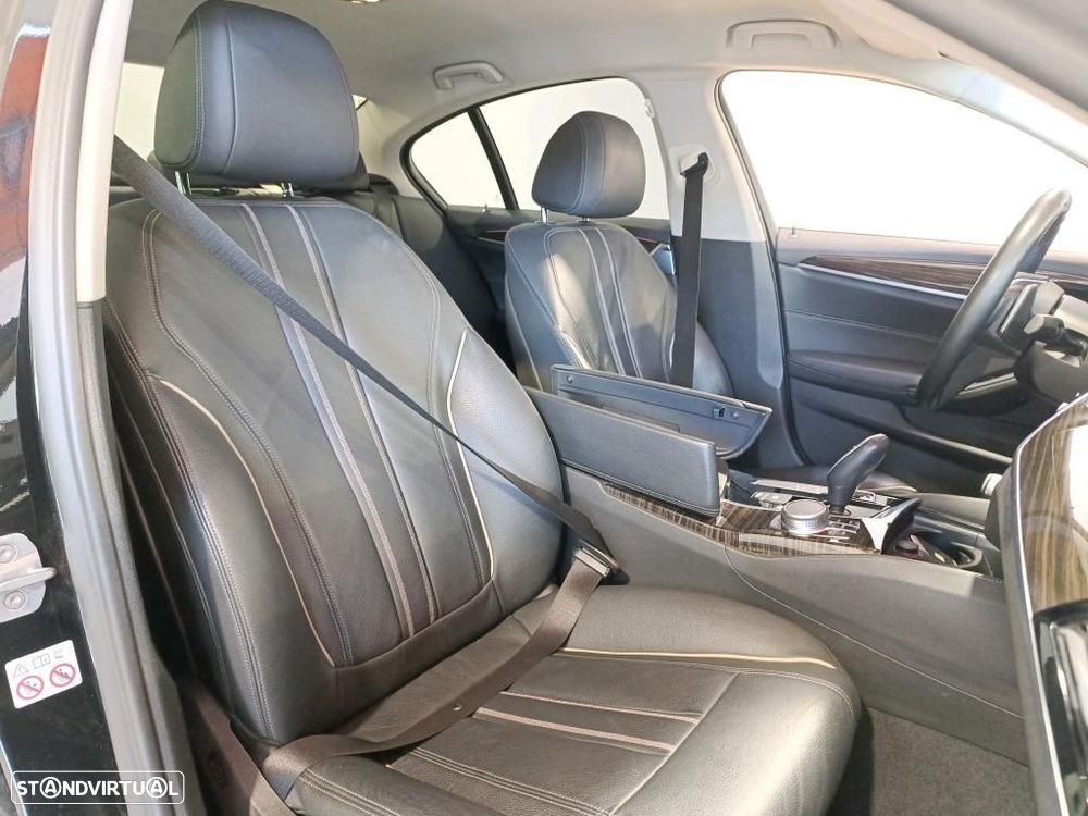BMW 530 e iPerformance Line Luxury - 7