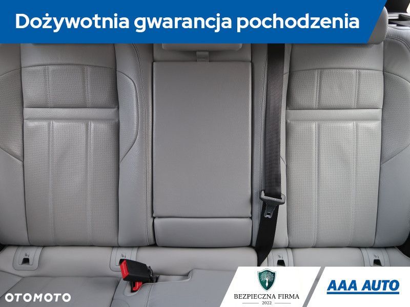 Land Rover Range Rover Evoque - 11