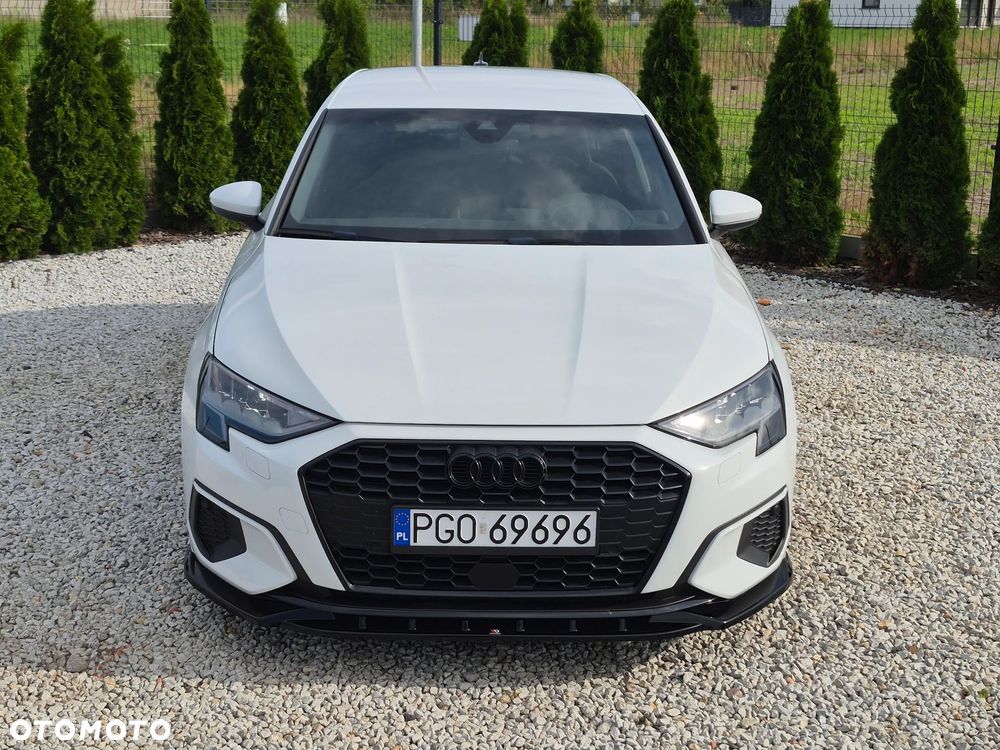 Audi A3 Sportback - 3