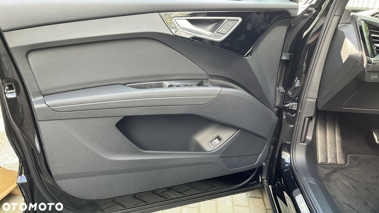 Audi Q4 e-tron - 11