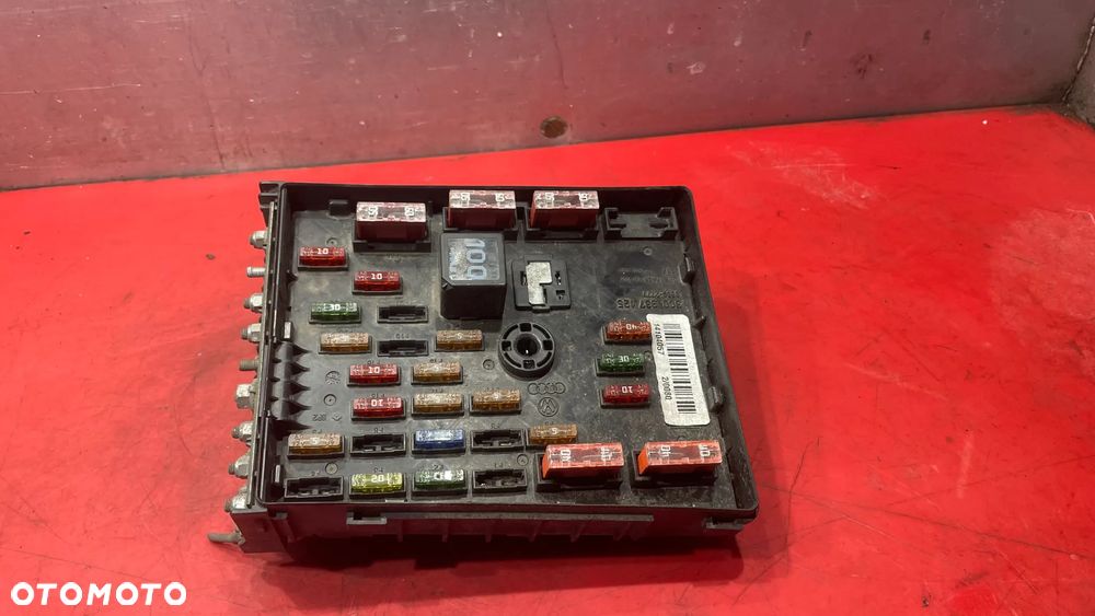 VW PASSAT B6 SKRZYNKA BEZPIECZNIKÓW 3C0937125 - 1