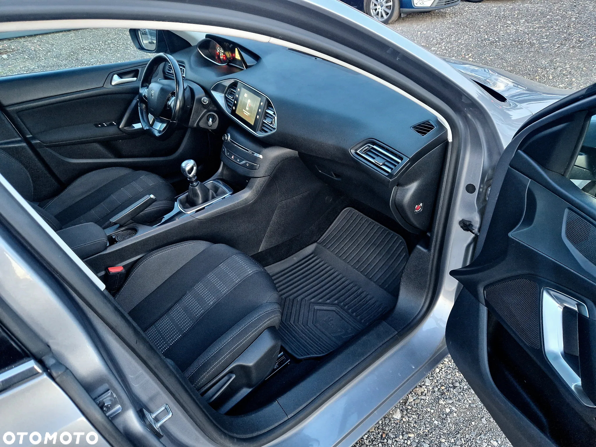 Peugeot 308 - 16