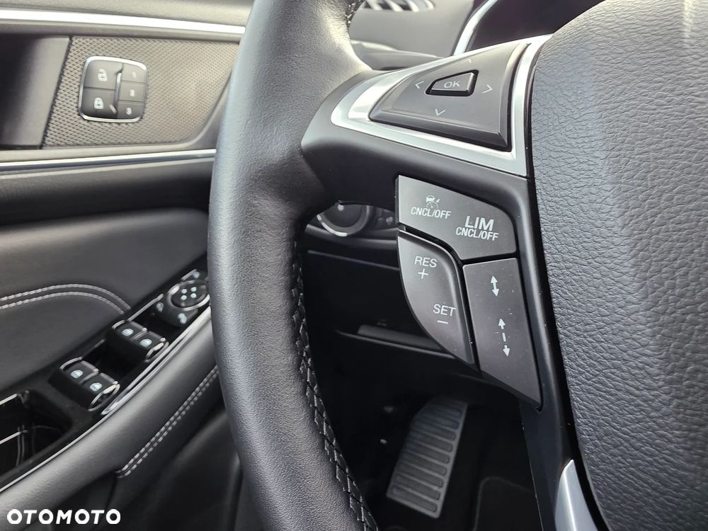 Ford S-Max 2.5 Duratec FHEV TITANIUM - 23